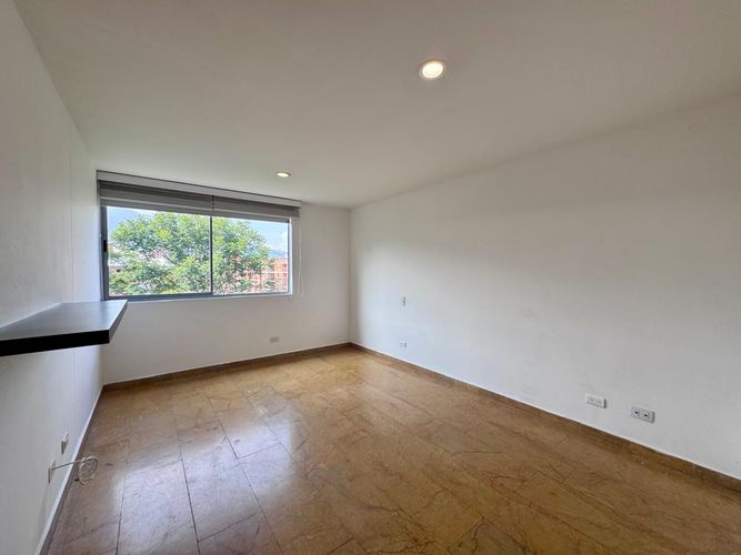 Apartamento de 3 alcobas en arriendo en Loma Del Escobero, Envigado, 98 m² · foto 15 de 20