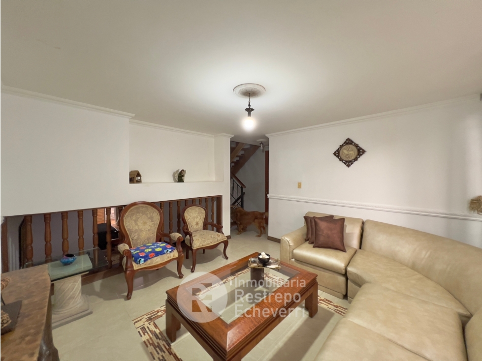 Casa en arriendo en La Rambla, Manizales · foto 2 de 19