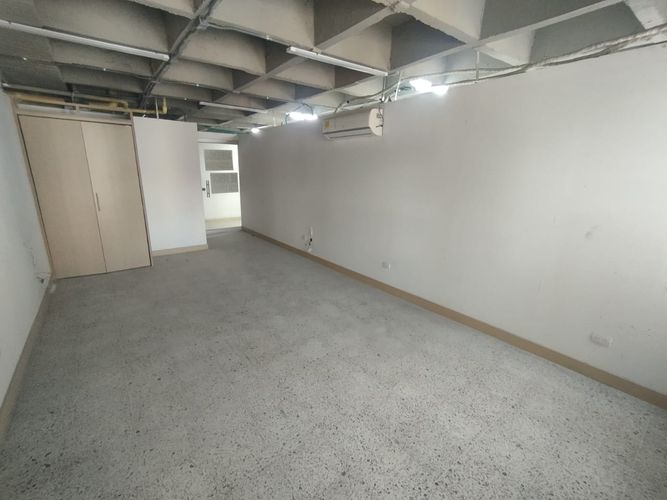 Oficina en arriendo en La Candelaria, Medellín, 32 m² · foto 4 de 7