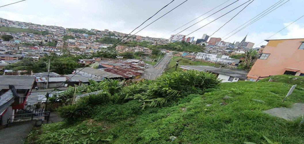 Lote en venta en Cervantes, Manizales, 96 m² · foto 8 de 17