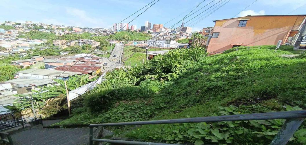 Lote en venta en Cervantes, Manizales, 96 m² · foto 16 de 17