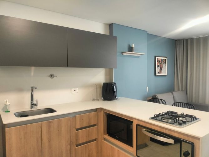 Apartamento en arriendo en El Poblado, Medellín · foto 3 de 11