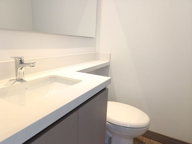 Apartamento de 2 alcobas en venta en El Poblado, Medellín, 90 m² · foto 13 de 15
