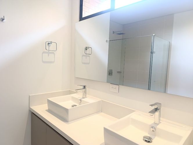Apartamento de 2 alcobas en venta en El Poblado, Medellín, 90 m² · foto 14 de 15