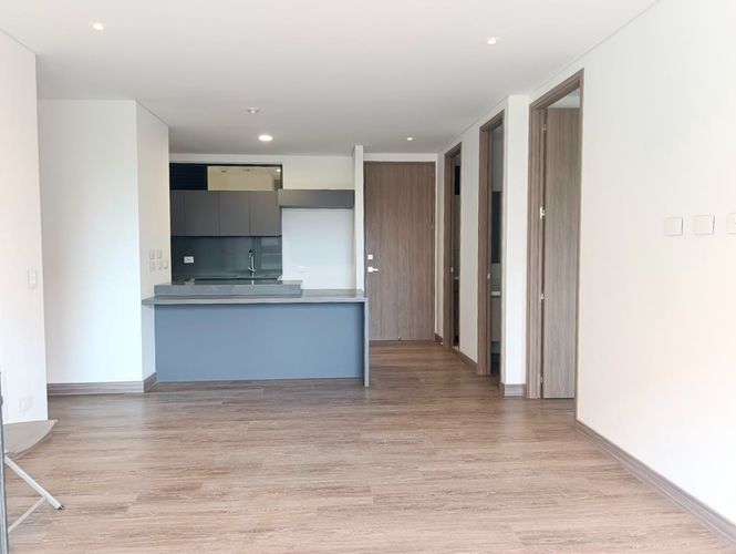 Apartamento de 2 alcobas en venta en El Poblado, Medellín, 90 m² · foto 7 de 15