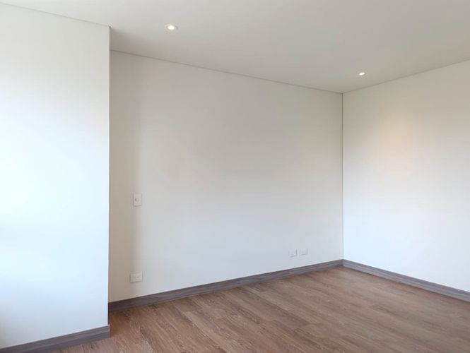 Apartamento de 2 alcobas en venta en El Poblado, Medellín, 90 m² · foto 10 de 15