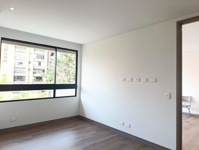 Apartamento de 2 alcobas en venta en El Poblado, Medellín, 90 m² · foto 12 de 15