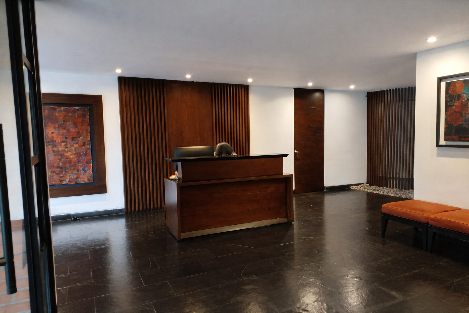 Apartamento en venta en El Refugio, Bogotá · foto 3 de 24