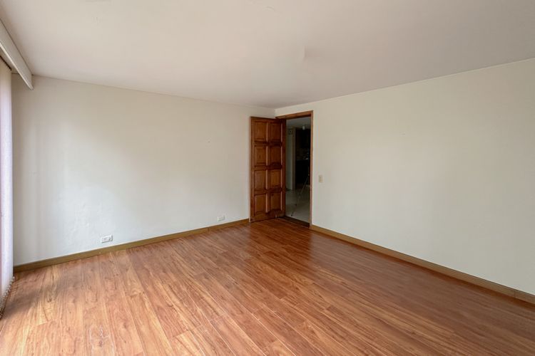 Casa de 4 alcobas en venta en Fusca, Chía, 353 m² · foto 8 de 24