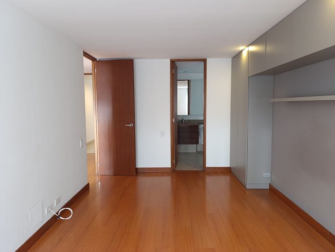 Apartamento de 1 alcoba en venta en El Poblado, Medellín, 65 m² · foto 11 de 15