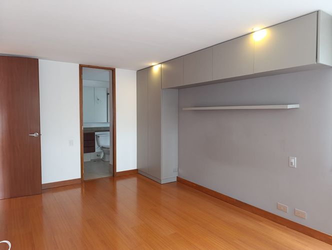Apartamento de 1 alcoba en venta en El Poblado, Medellín, 65 m² · foto 10 de 15