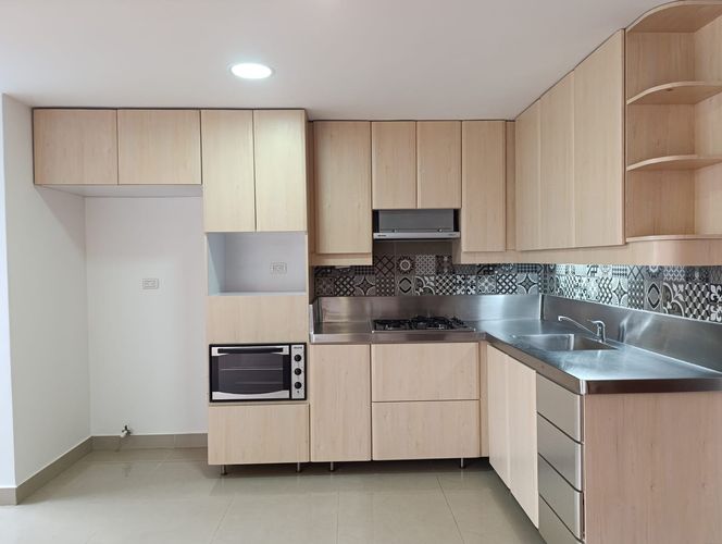 Apartamento de 1 alcoba en venta en El Poblado, Medellín, 65 m² · foto 8 de 15