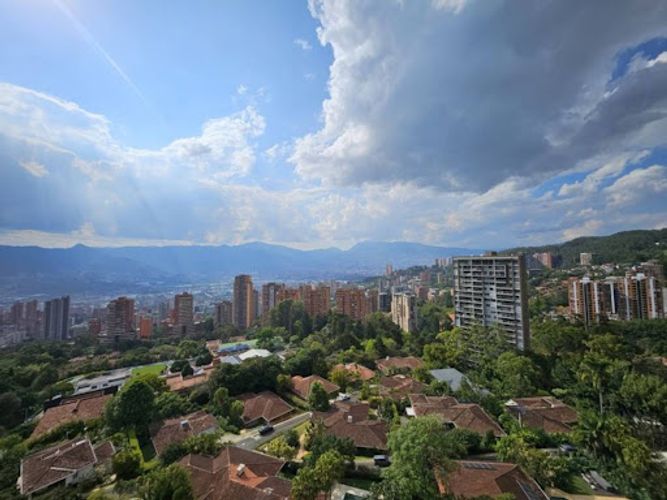 Apartamento de 3 alcobas en arriendo en La Calera, Medellín, 116 m² · foto 5 de 24