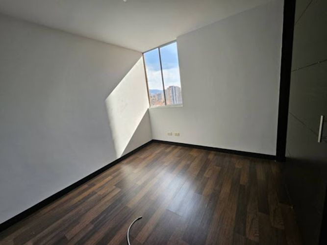 Apartamento de 3 alcobas en arriendo en La Calera, Medellín, 116 m² · foto 12 de 24