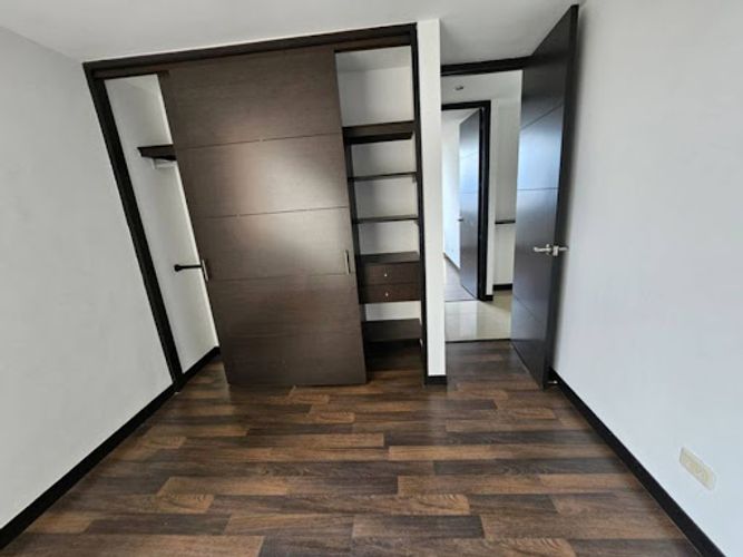 Apartamento de 3 alcobas en arriendo en La Calera, Medellín, 116 m² · foto 14 de 24