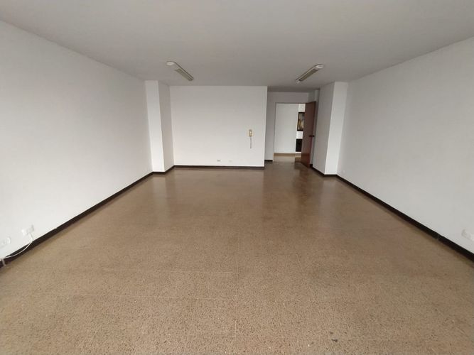 Oficina en arriendo en Avenida 30 De Agosto, Pereira, 40 m² · foto 4 de 6