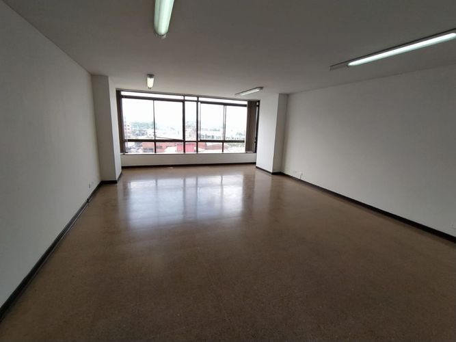 Oficina en arriendo en Avenida 30 De Agosto, Pereira, 40 m² · foto 2 de 6