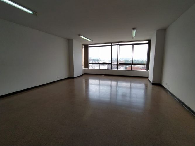 Oficina en arriendo en Avenida 30 De Agosto, Pereira, 40 m² · foto 3 de 6