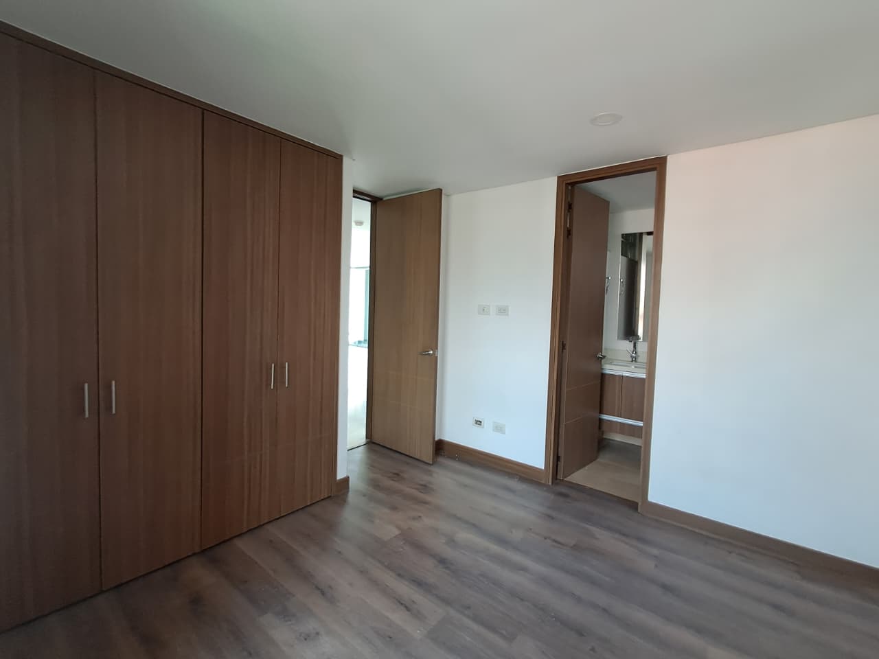 Apartamento en arriendo en Laureles, Medellín · foto 4 de 20