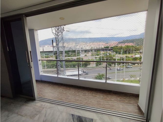 Apartamento de 3 alcobas en venta en Conquistadores, Medellín, 100 m² · foto 6 de 20