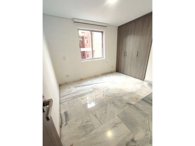 Apartamento de 3 alcobas en venta en Conquistadores, Medellín, 100 m² · foto 10 de 20