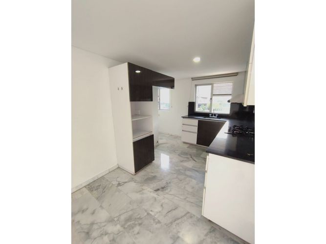 Apartamento de 3 alcobas en venta en Conquistadores, Medellín, 100 m² · foto 15 de 20
