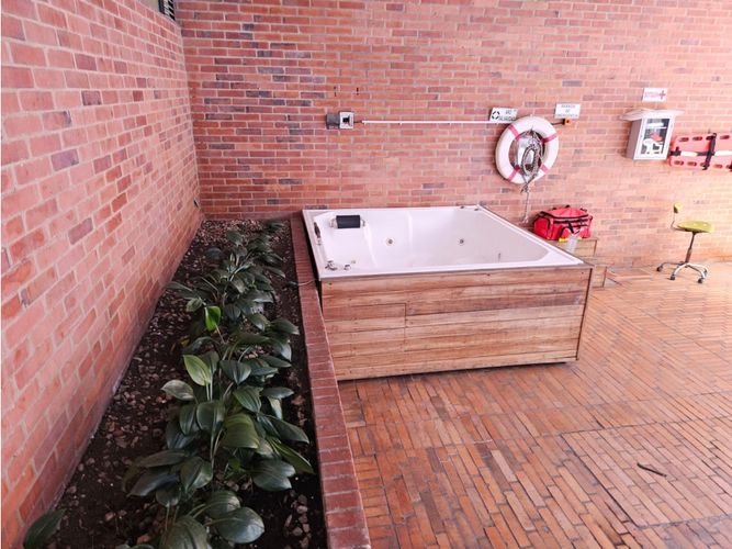 Apartamento de 3 alcobas en venta en Fontibon, Bogotá, 88 m² · foto 7 de 21