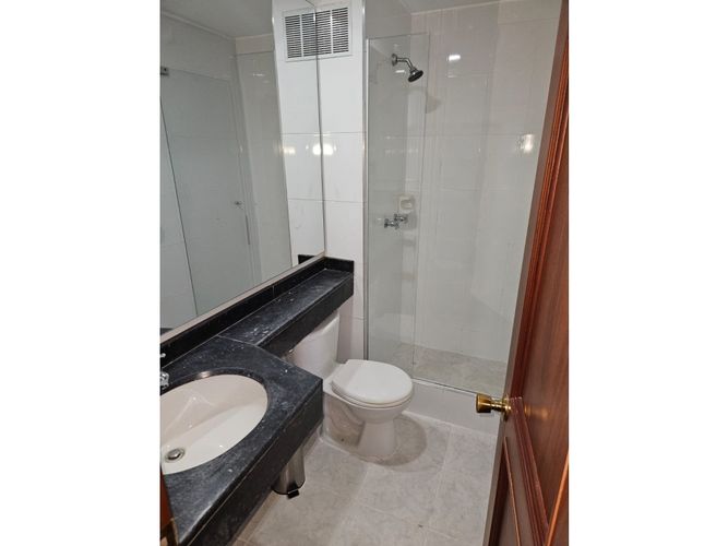 Apartamento de 3 alcobas en venta en Fontibon, Bogotá, 88 m² · foto 10 de 21