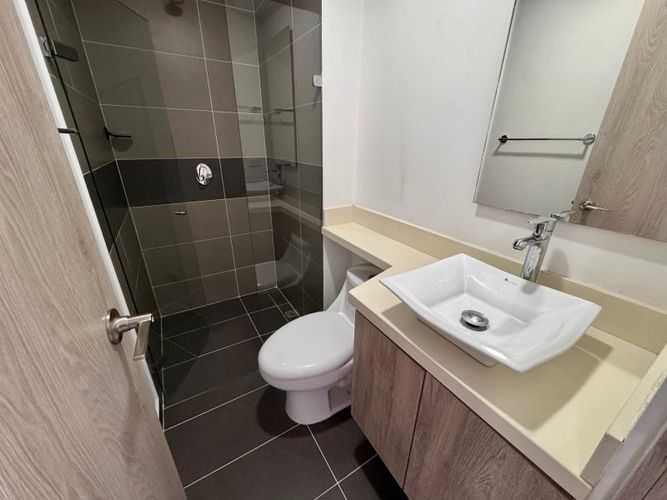 Apartamento de 2 alcobas en arriendo en Las Antillas, Envigado, 78 m² · foto 3 de 11