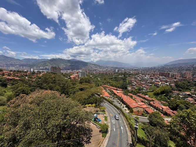 Apartamento de 2 alcobas en arriendo en Las Antillas, Envigado, 78 m² · foto 5 de 11