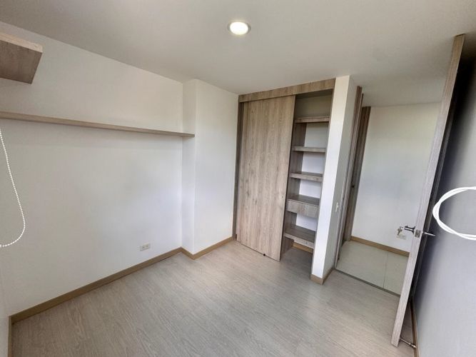 Apartamento de 2 alcobas en arriendo en Las Antillas, Envigado, 78 m² · foto 6 de 11