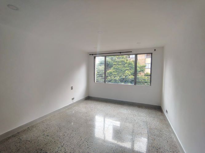Oficina en arriendo en Laureles, Medellín, 148 m² · foto 8 de 11
