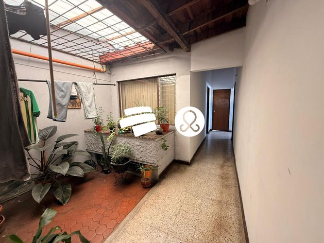 Casa de 11 alcobas en venta en Prado, Medellín, 515 m² · foto 5 de 24