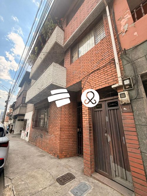 Casa de 11 alcobas en venta en Prado, Medellín, 515 m² · foto 7 de 24