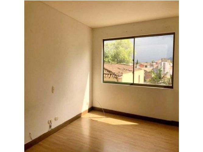 Apartamento de 2 alcobas en venta en Rionegro, 102 m² · foto 9 de 11