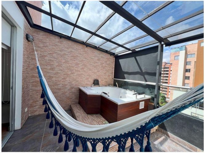 Apartaestudio en venta en El Esmeraldal, Envigado, 110 m² · foto 12 de 14