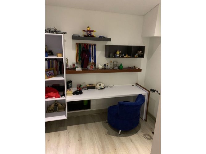 Casa de 5 alcobas en venta en Cerros De Niza, Bogotá, 454 m² · foto 19 de 24