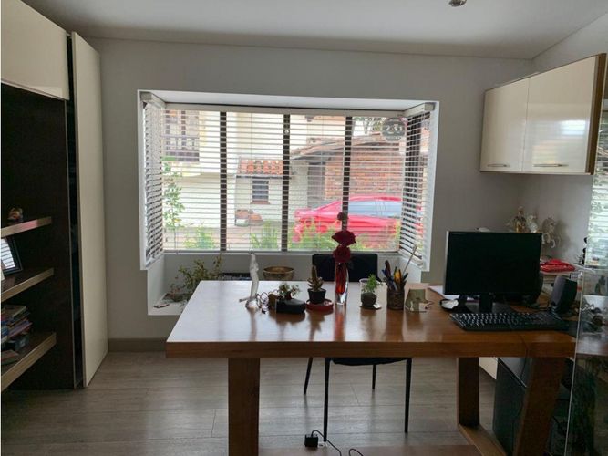 Casa de 5 alcobas en venta en Cerros De Niza, Bogotá, 454 m² · foto 23 de 24