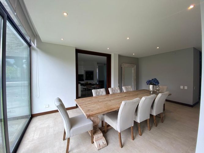 Casa de 4 alcobas en venta en Guaymaral, Bogotá, 250 m² · foto 8 de 24