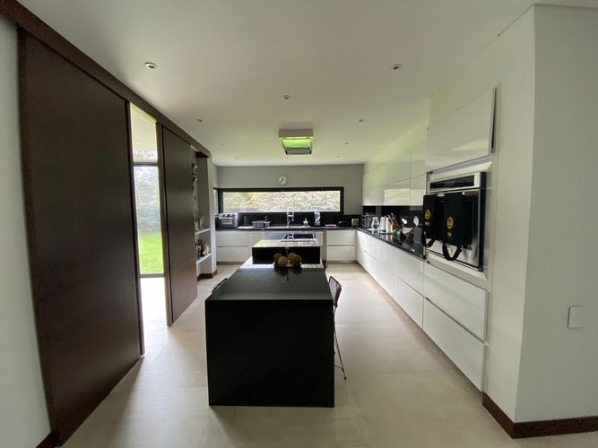 Casa de 4 alcobas en venta en Guaymaral, Bogotá, 250 m² · foto 11 de 24