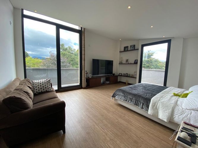 Casa de 4 alcobas en venta en Guaymaral, Bogotá, 250 m² · foto 22 de 24