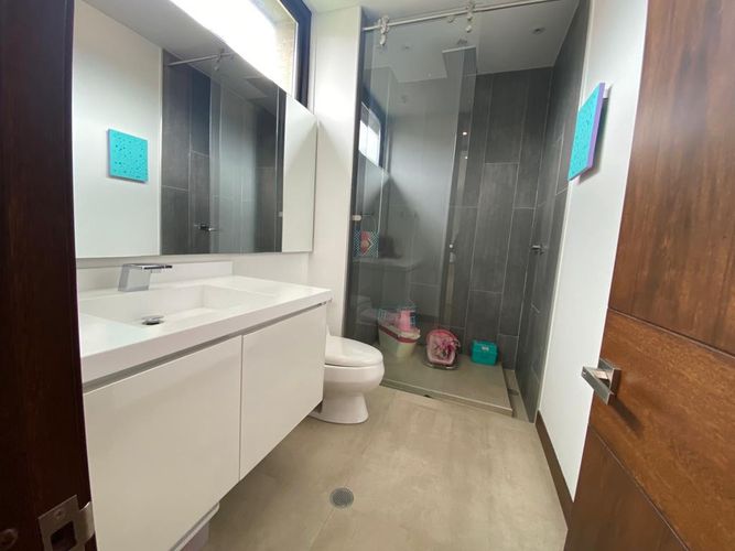 Casa de 4 alcobas en venta en Guaymaral, Bogotá, 250 m² · foto 23 de 24