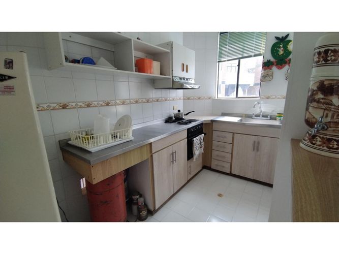 Apartamento de 3 alcobas en venta en Girardot, Girardot, 72 m² · foto 3 de 19