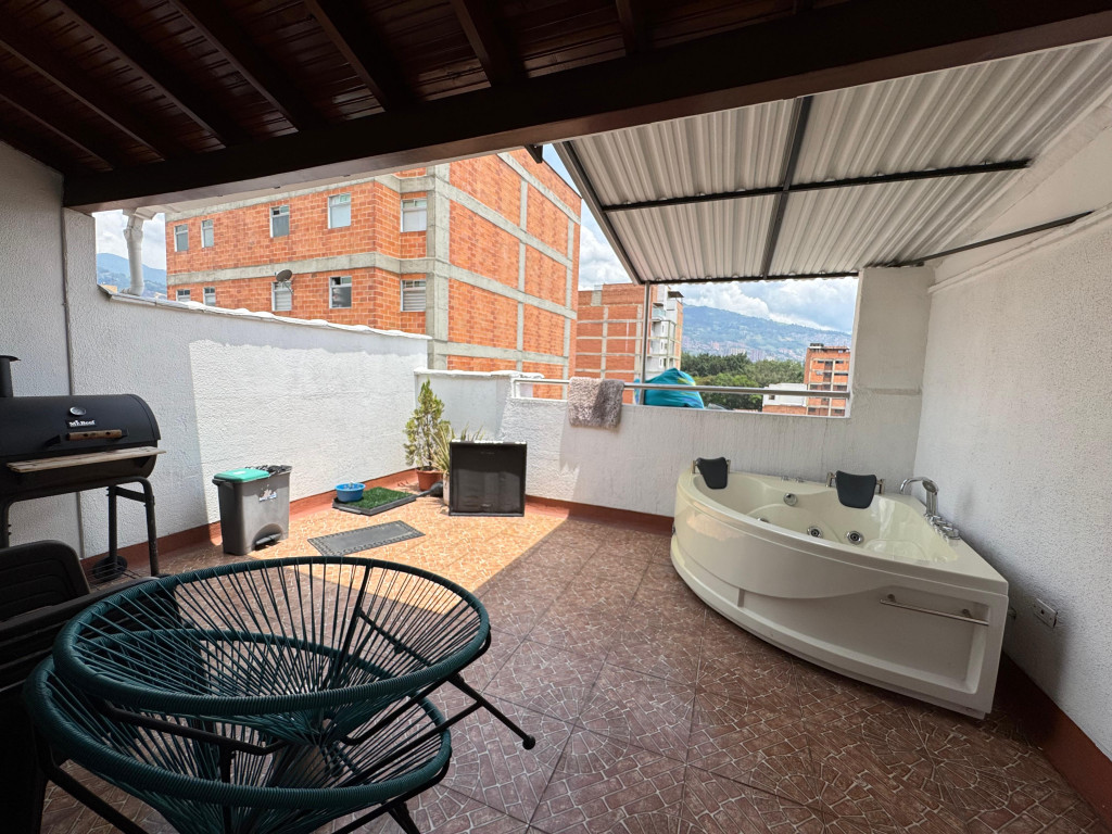 Apartamento en venta en Laureles, Medellín [No disponible] 3