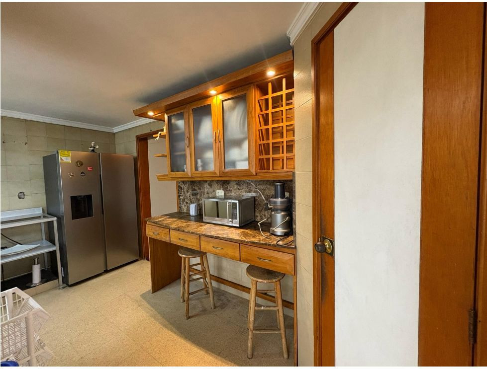 Apartamento en venta en El Poblado, Medellín [No disponible] 4