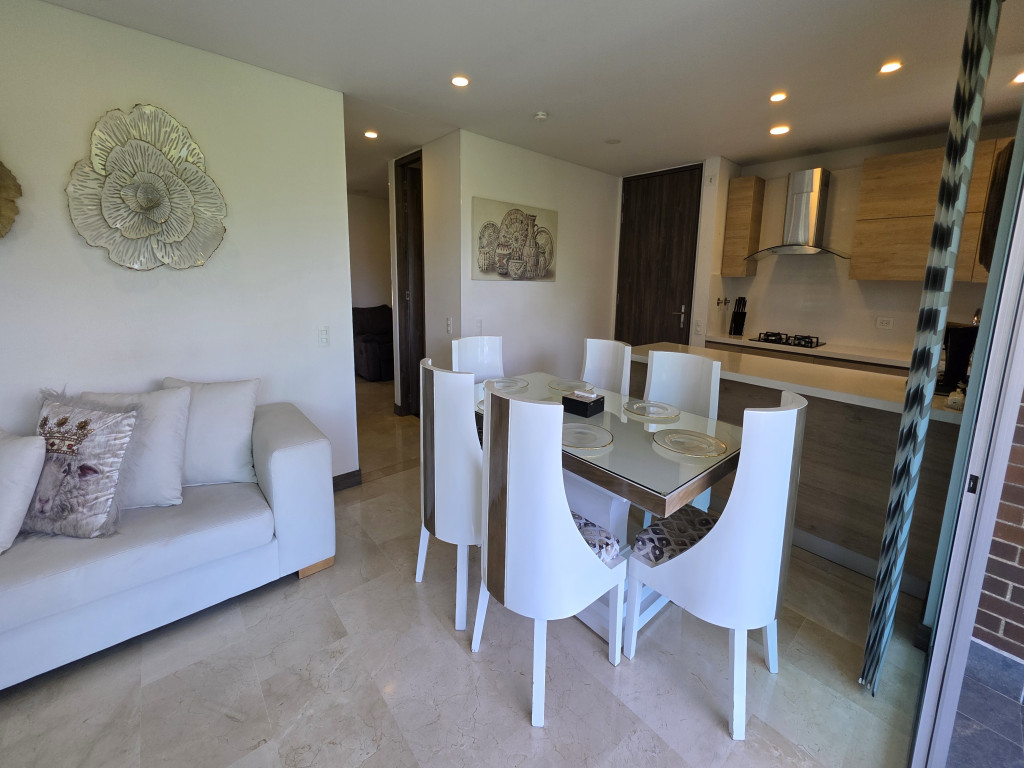 Apartamento en venta en El Poblado, Medellín [No disponible] 3