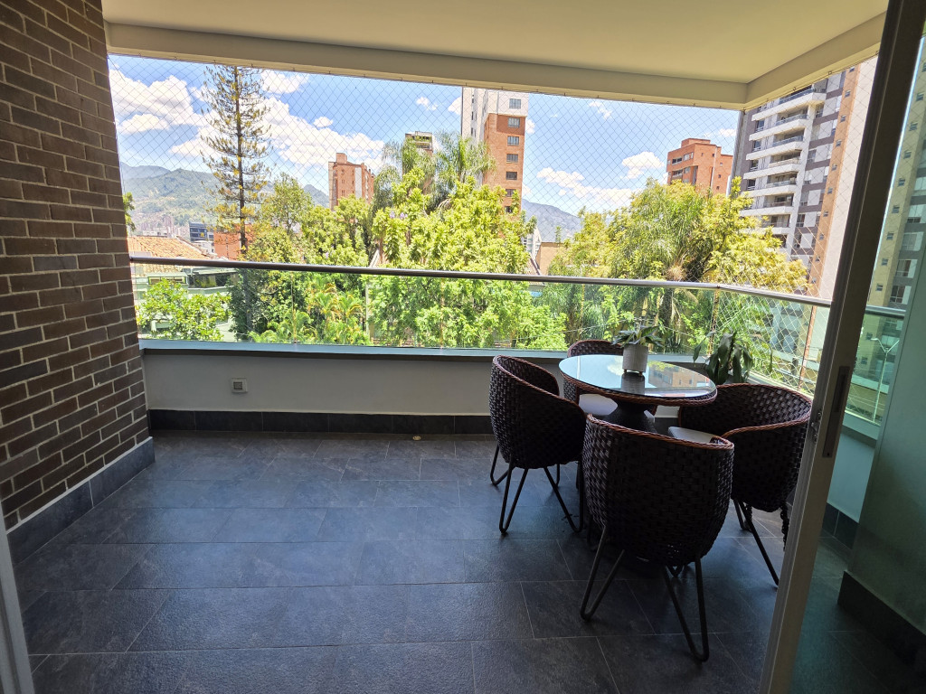 Apartamento en venta en El Poblado, Medellín [No disponible] 4