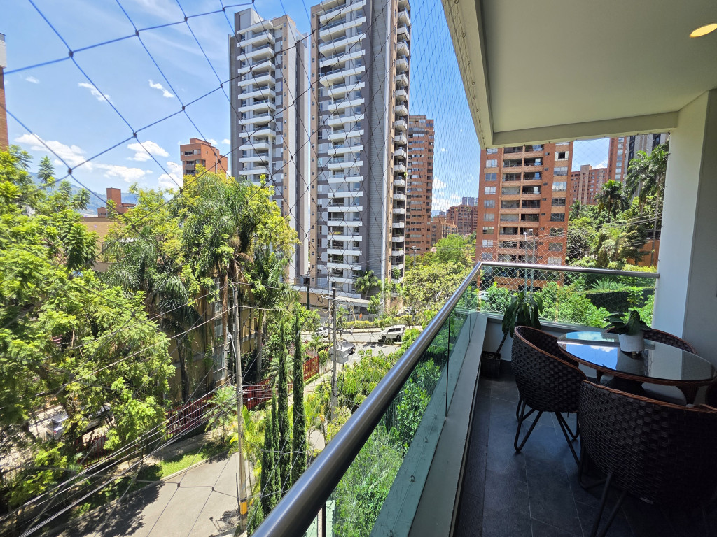 Apartamento en venta en El Poblado, Medellín [No disponible] 5