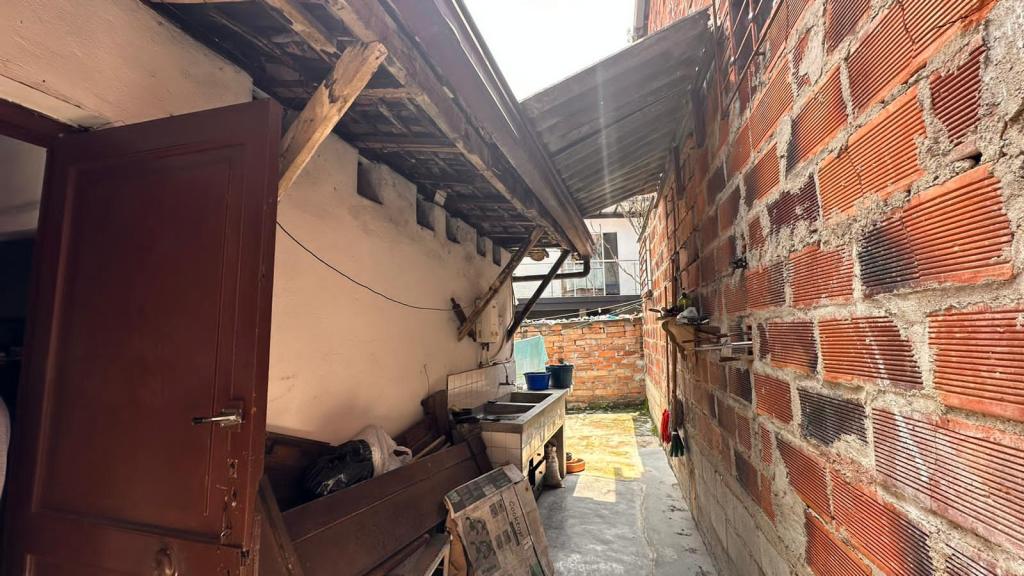 Lote en venta en El Poblado, Medellín [No disponible] 3