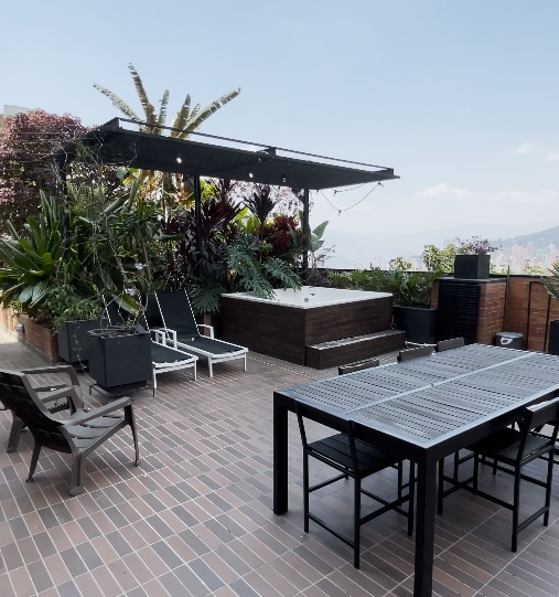 Apartamento en venta en El tesoro, Medellín [No disponible] 2